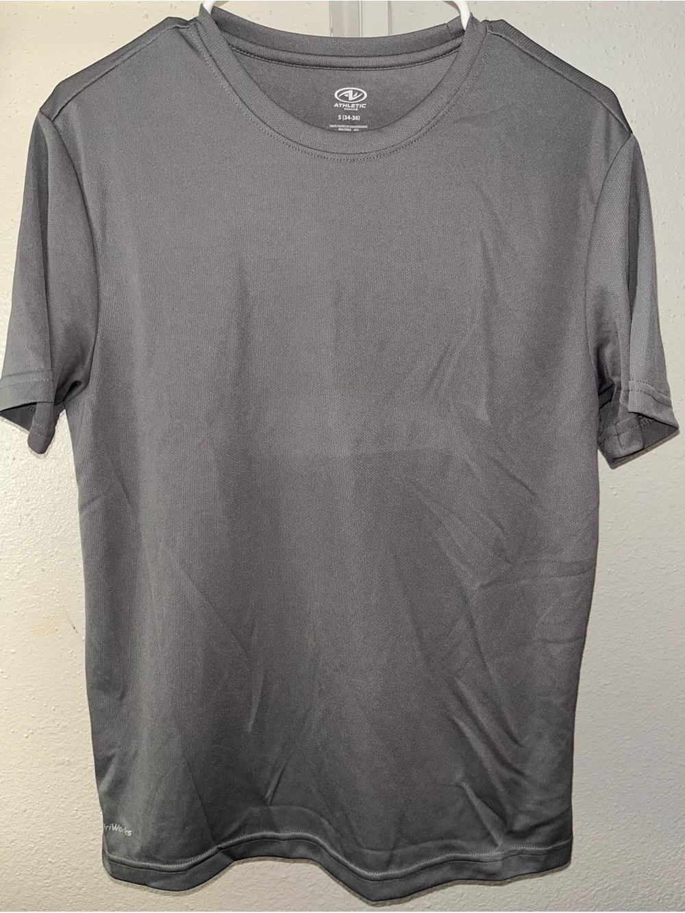 Athletic Works Men's Dark Gray Short Sleeve Performance Tee and shorts